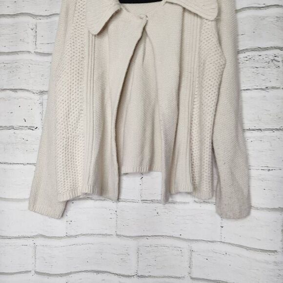 Chico's Womens Beige One Button Long Sleeve Knit Cardigan Sweater Sz 2 Large 12 - Picture 4 of 13